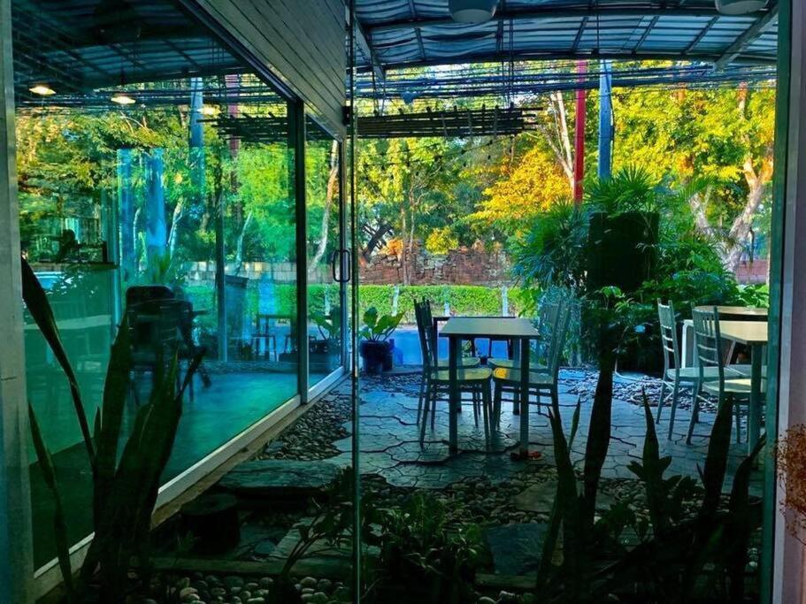 Une Jai Place เรือนอุ่นใจ Phimai ภายนอก รูปภาพ